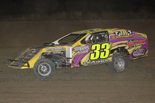 2011 M 33 JUSTIN YEAGER 86