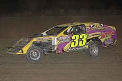 2011 M 33 JUSTIN YEAGER 86