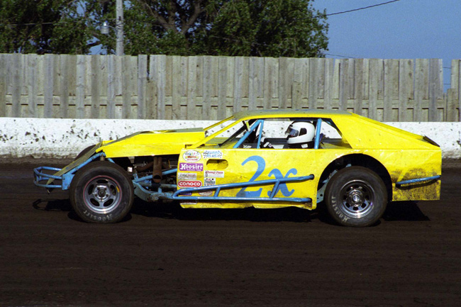 2000 M 2 GREG VAVRA