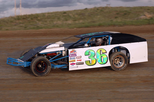 2011 MW 36 ERIC SLOCUM 611A