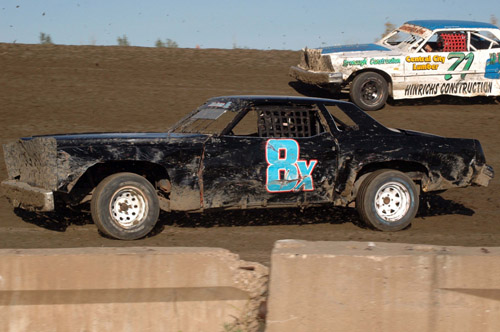 2011 B 8 ETHAN MABUS 924