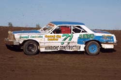 2011 B 71 DUSTY HINRICHS 924A