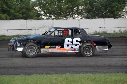 2011 B 66 JACOB KNAPPER 819A