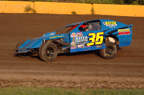 2011 M 36 DANNY BAYER 818B