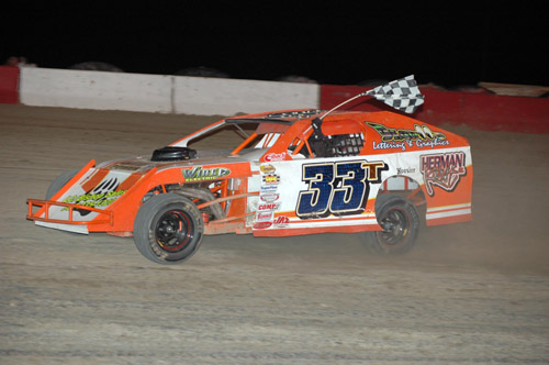 2012 X M RANDY THOMAS CARRIES THE FLAG 629