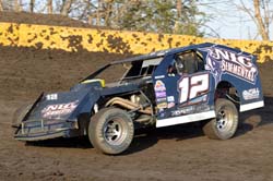 2012 M 12 CHAD BECKER 929A