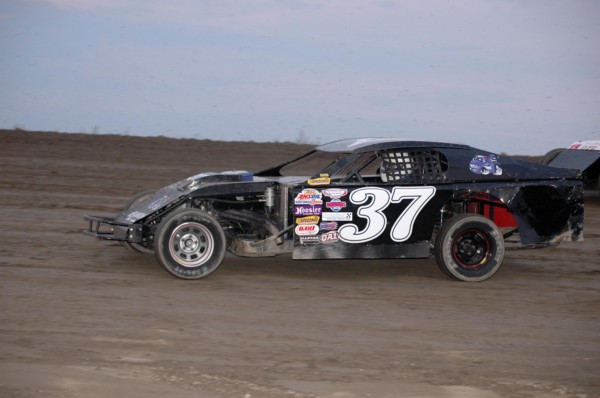 2013 MW 37 TIM BARBER 824B.jpg