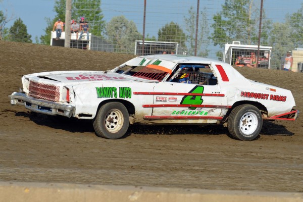 2013 B 4 TYLER SCHLENKER 74A.jpg