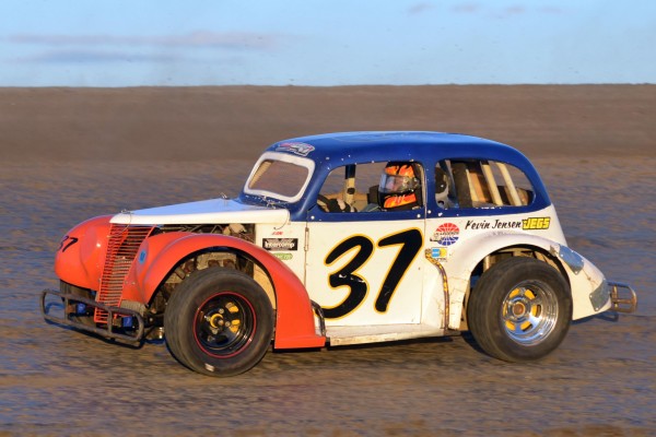 2013 L 37 KEVIN JENSEN 726.jpg