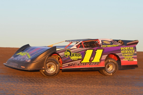 2013 A 11 STEVEN PFEIFER 727.jpg