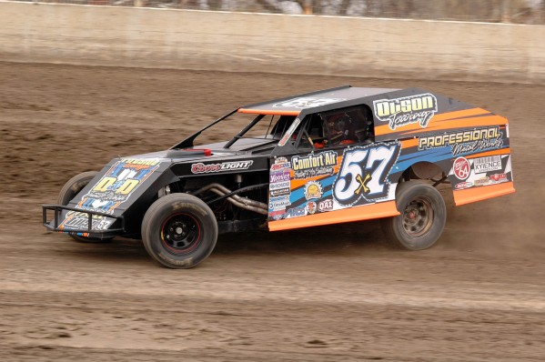 2014 MW 57 CHAD HORST 426A.jpg