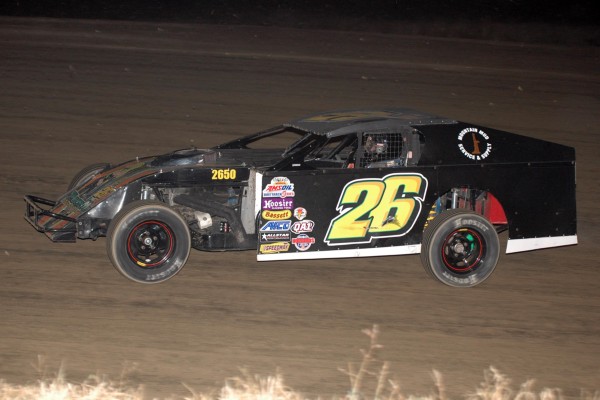 2014 MW 26 WADE HARDY 829A.jpg