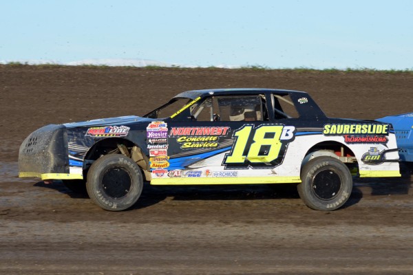 2014 ST 18 ADAM BURROWS 75A.jpg