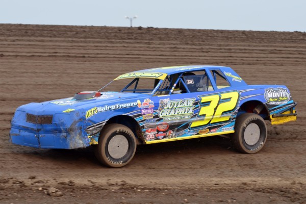 2015 ST 32 JORDAN TOLLAKSON 73A.jpg