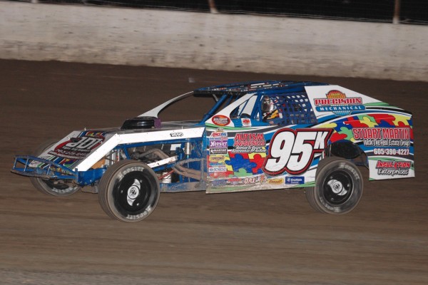 2015 MW 95 ANTHONY KRESS 51B.jpg