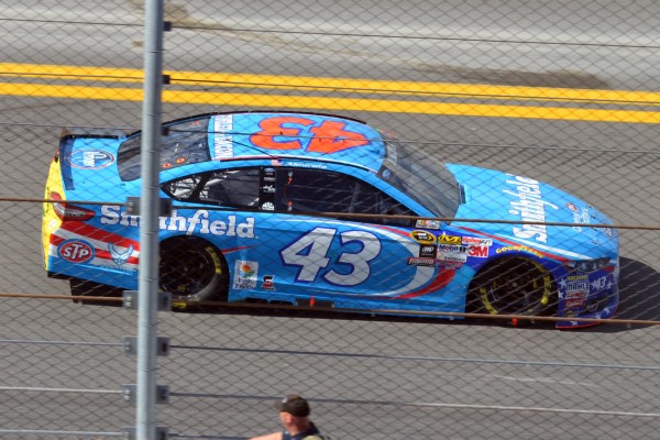 2015 43 ARIC ALMIROLA 222.jpg