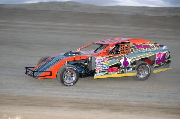 2015 MW 34 ROB HOFFMAN 425A.jpg