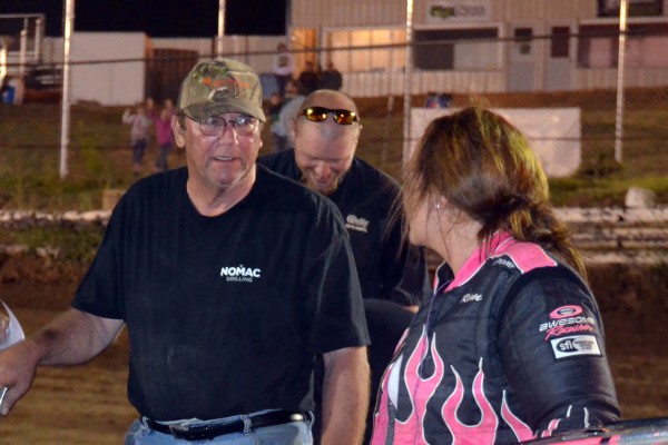 2015 XX KIM HORN GETTING POINTERS FROM DAD 620.jpg