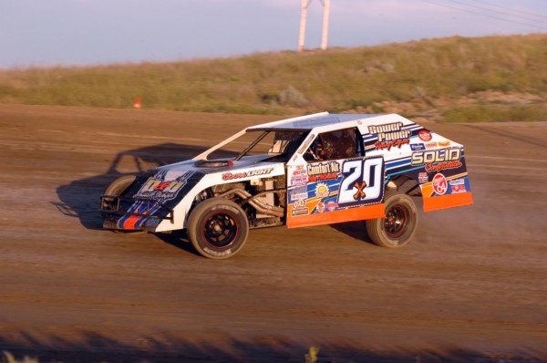 2015 MW 20 JESSE HORST 711A.jpg