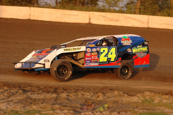 2015 M 24 DUSTIN ZIESKE 813.jpg