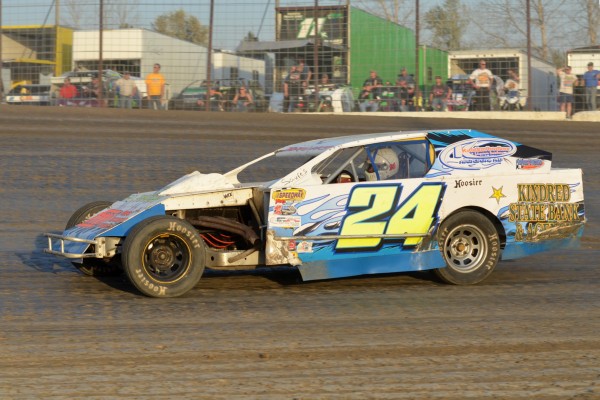 2015 MW 24 MIKE BRUNS 926A.jpg