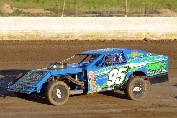 2016 MW 95 MIKE KRESS 63.jpg