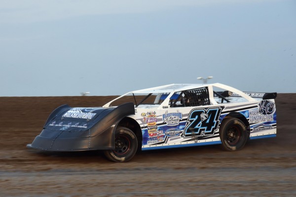 2018 SS 24 MIKE STEARNS 83C.jpg