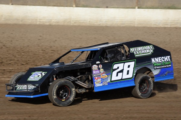 2018 MW 28 WILLIAM GEORGE 428A.jpg