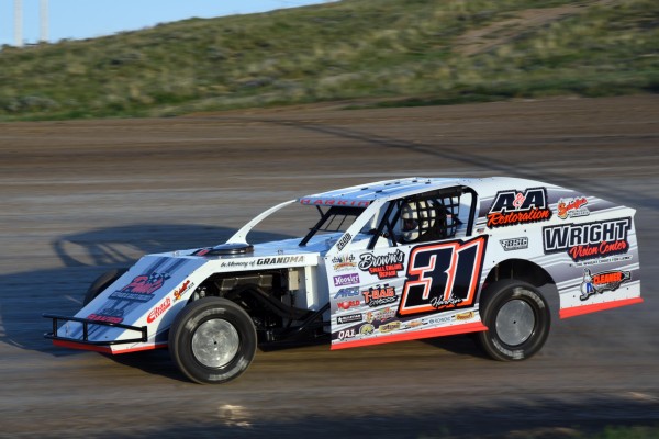 2018 MW 31 KYLE HARKIN 526A.jpg