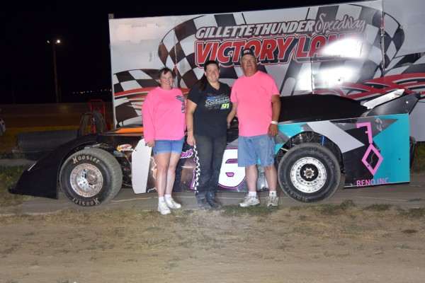 2019 X WINNER-TERESA SCHULER AND CREW 83.jpg