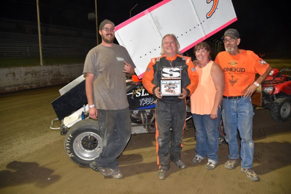 2020 XX WINNER-MIKE PENNEL AND CREW 821.jpg