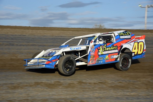 2020 SM 40 CHRIS VANMIL 926A.jpg