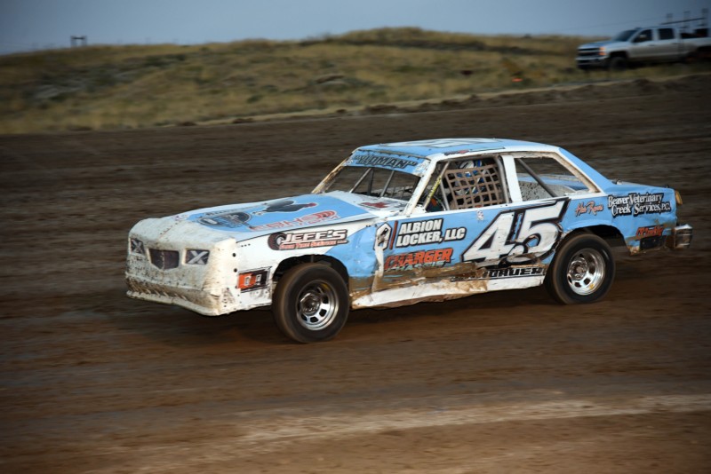 2024 B 45 TRAVIS LANDAUER 91.jpg