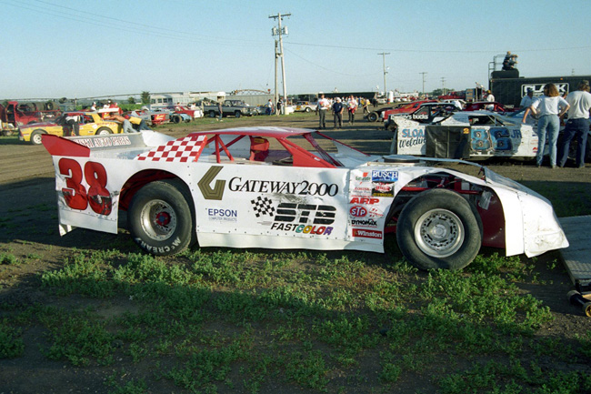1995 A 38 MIKE SCHMITH