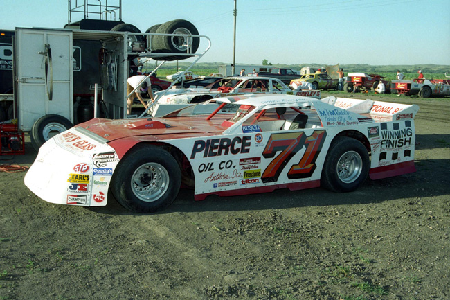 1995 A 71 MIKE BENSON