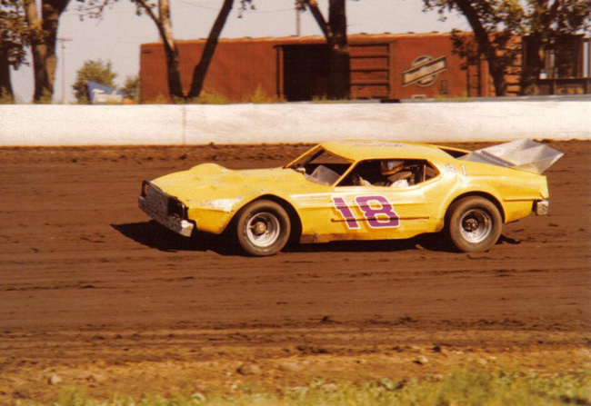 1979 A 18 DENNIS SELTING