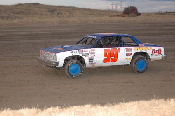 2016 B 99 DENNIS TORRES.jpg