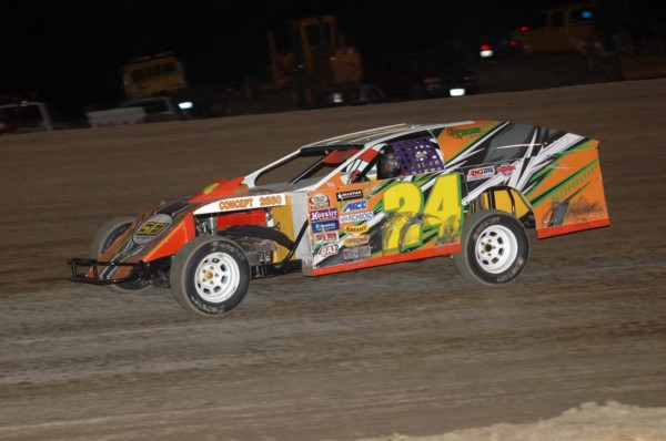 2016 MW 24 PERRY BENNETT.jpg