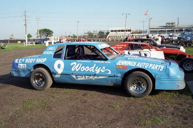 1995 ST 9 ROGER NEILSON
