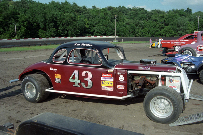 1996 V 43 KEN HOLDER
