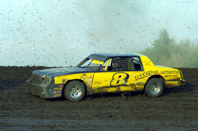 1997 B 8 DAVID SMITH