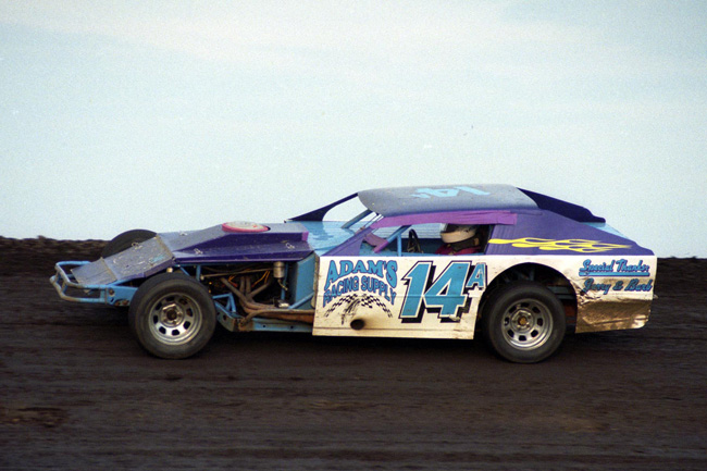 1997 M 14 CHRIS ADAMS