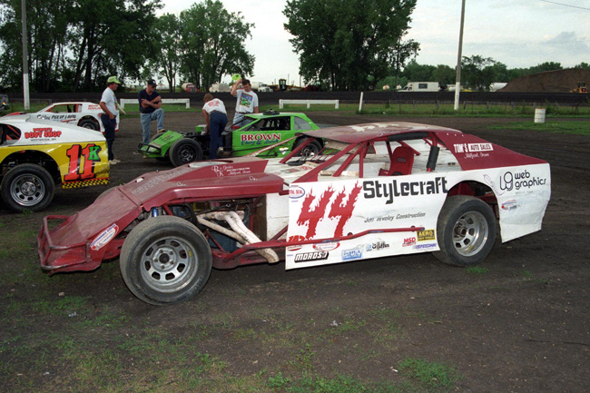 1997 M 44 JEFF HIVERLEY