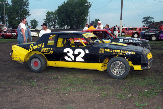1997 ST 32 JASON BROWN