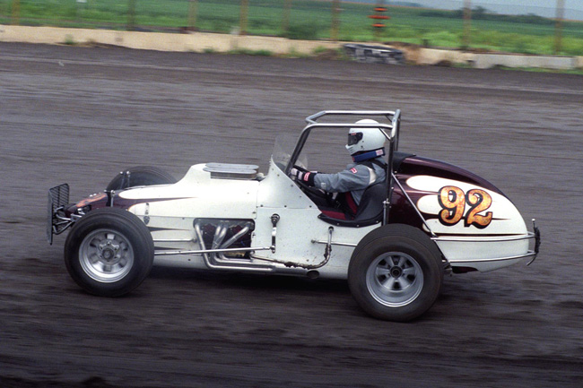 1999 CS 92 DAVID HOSKA