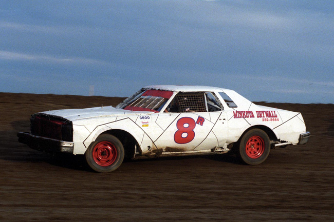 1999 B 8 TRAVIS EDINGER