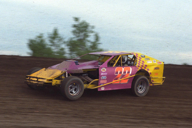 1999 M 22 JOHN TAVES