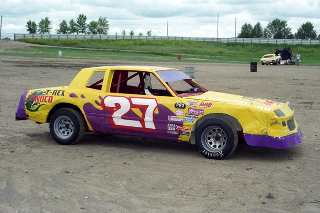 1999 ST 27 MYRON STEIER