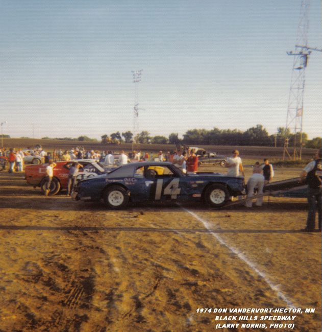 1974 A 14 DON VANDER VORT