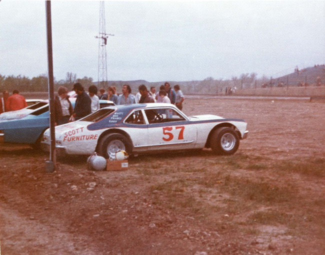1974 A 57 BUDDY JUMPING ELK 1